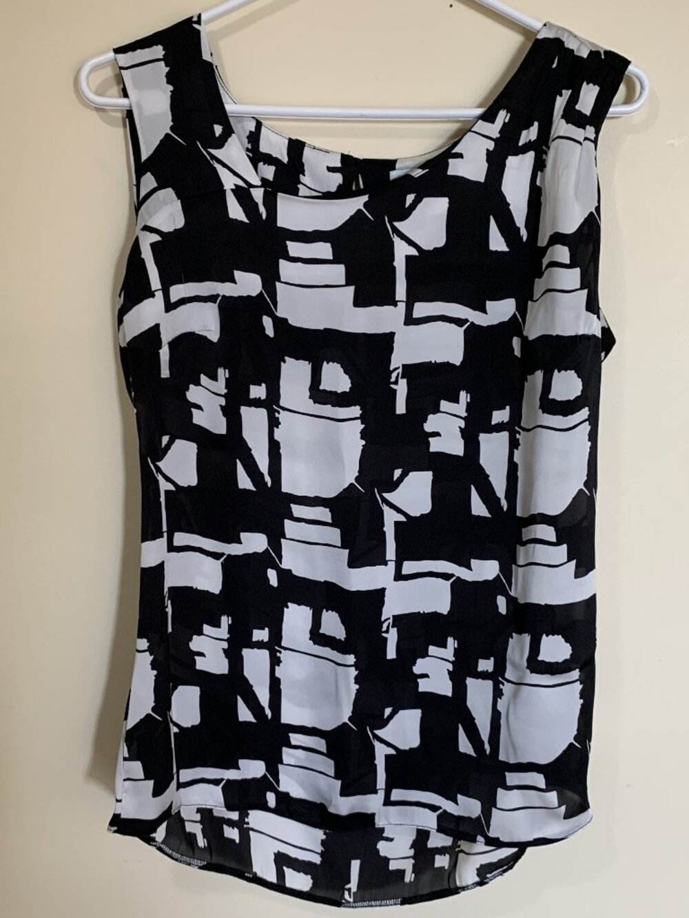 Ricki's Sleeveless Women's Tank Top - Black & White - Size 8